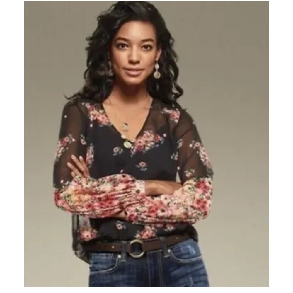 Cabi 3594 Blooming Blouse Womens Size M Black Floral Long Sleeve Sheer Chiffon
